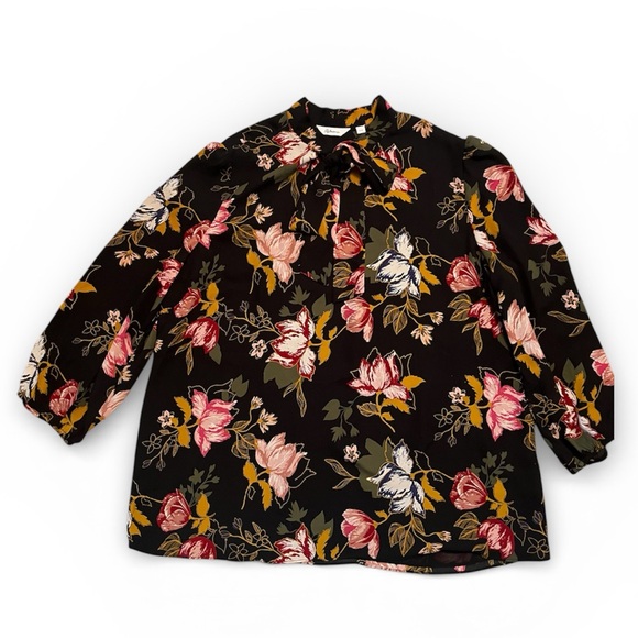 Floral Blouse with Bow - Picture 3 of 12